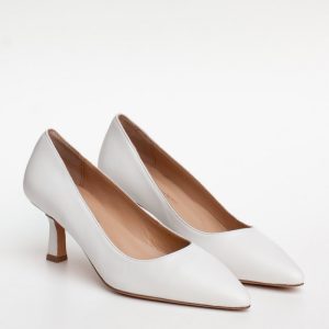 Decolletè a punta in pelle bianca