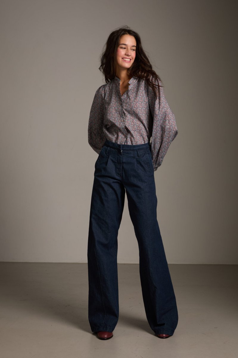 Camicia Sibilla in cotone a macchioline azzurro e rosso - immagine 4