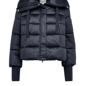 Piumino lucido con collo over