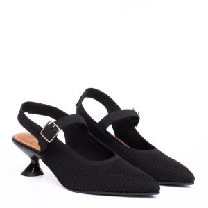 Chanel a punta in tessuto nero