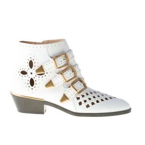 CHLOE’ donna stivaletto Susanna in nappa BIANCO con borchie e fibbie oro. Tacco 3 cm