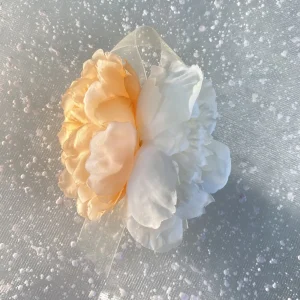 Spilla decorativa per abiti da cerimonia